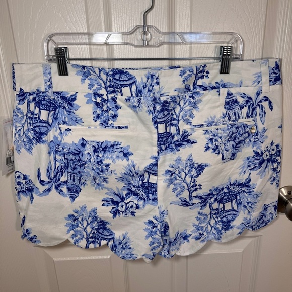 NWT Blue and White Shelby Crown and Ivy Shorts - Picture 7 of 12
